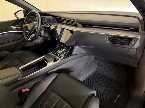 Certified 2023 Audi e-tron Prestige w/ Prestige Package AWD/4WD image 34