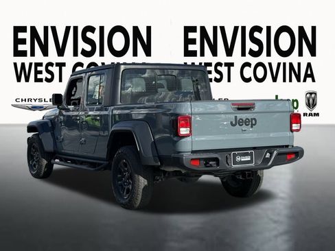 Certified 2024 Jeep Gladiator Sport image 7