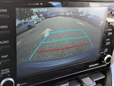 Used 2022 Toyota Corolla LE image 13