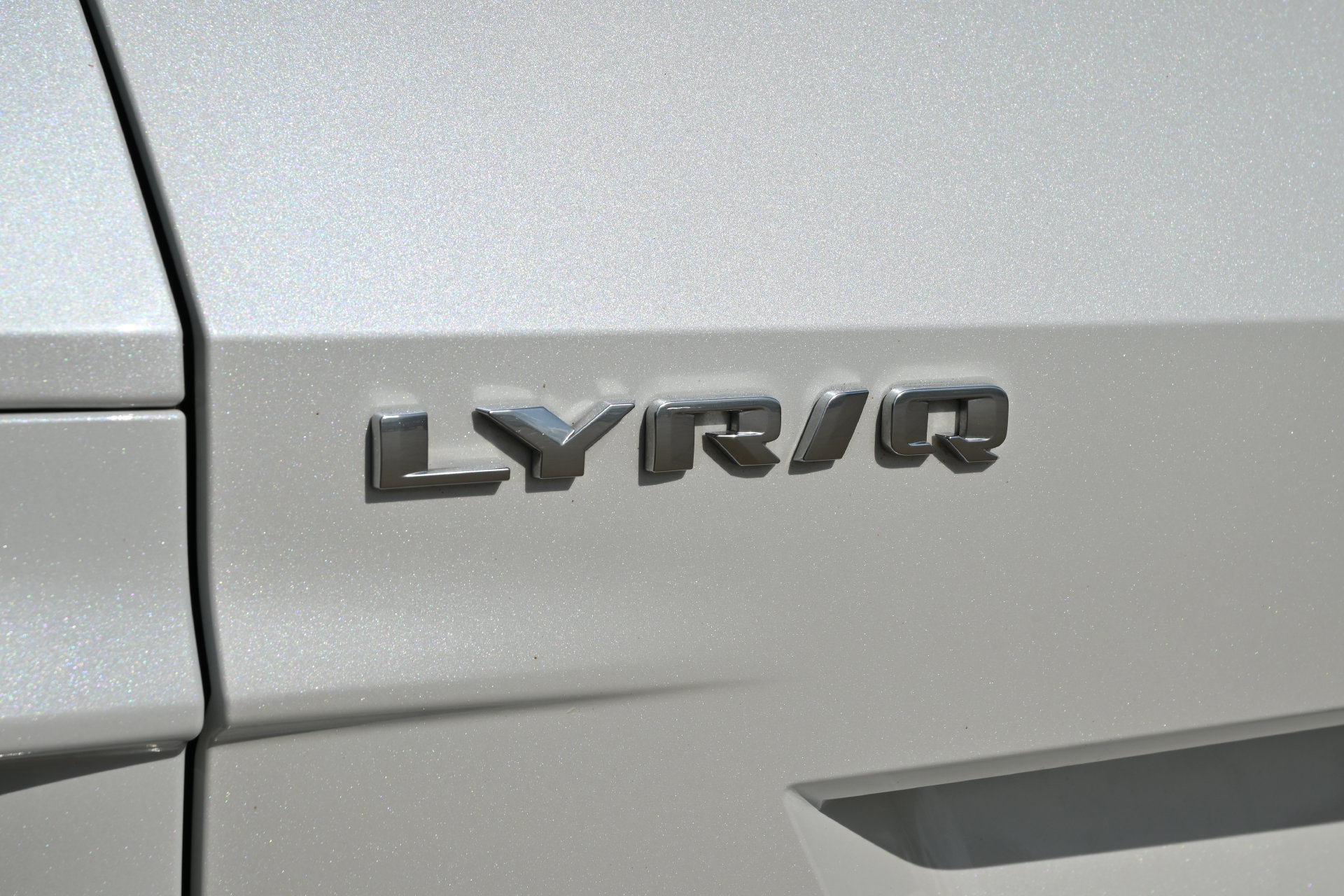 Certified 2024 Cadillac Lyriq Tech w/ Driver Assist Package AWD/4WD image 19
