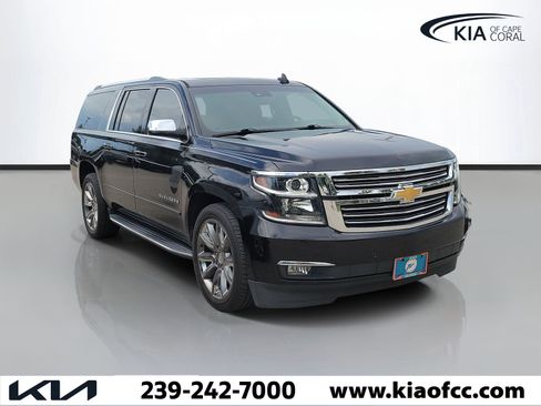 Used 2017 Chevrolet Suburban Premier AWD/4WD image 1