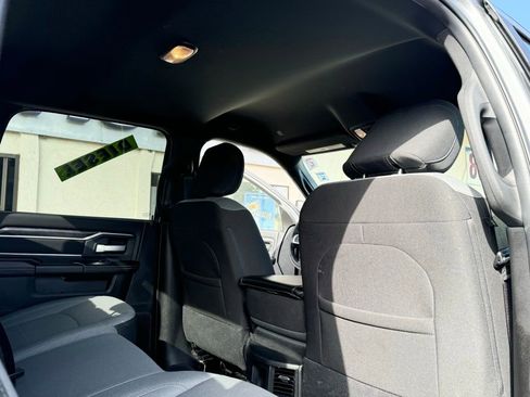 Used 2024 RAM 2500 Big Horn image 24