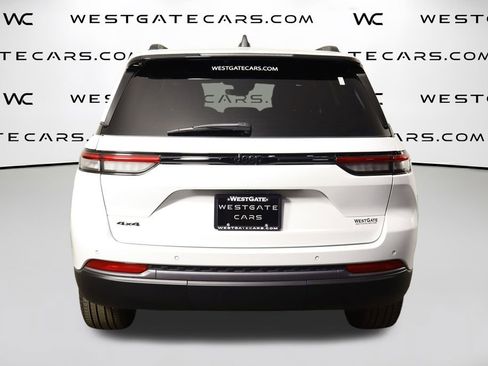 New 2026 Jeep Grand Cherokee Limited w/ Limited Altitude Package image 4