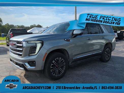 Used 2025 GMC Yukon Elevation AWD/4WD image 8
