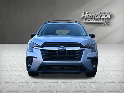 Used 2024 Subaru Ascent Limited w/ Technology Package image 3
