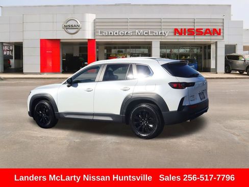 Used 2024 MAZDA CX-50 AWD 2.5 S w/ Preferred Package image 9