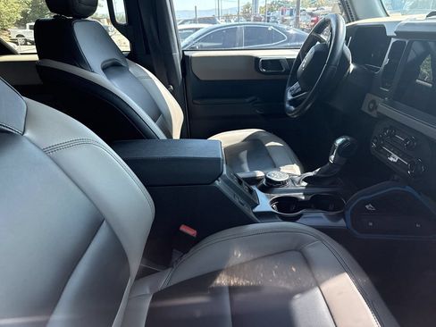 Used 2024 Ford Bronco Wildtrak AWD/4WD image 18