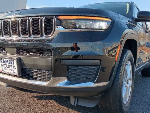 Used 2021 Jeep Grand Cherokee L Laredo w/ Luxury Tech Group I image 12