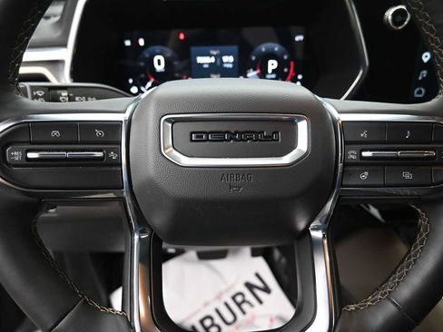 Used 2023 GMC Canyon Denali AWD/4WD image 6