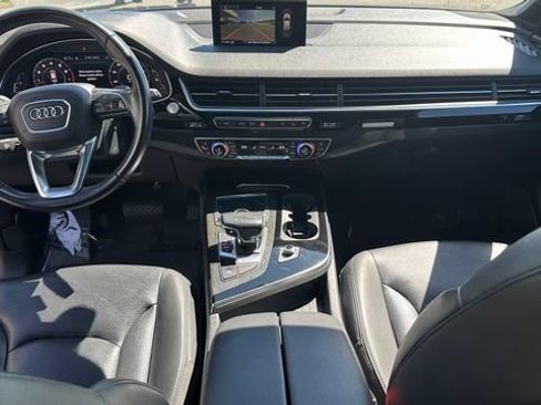 Used 2018 Audi Q7 3.0T Premium Plus w/ Premium Plus Package AWD/4WD image 22