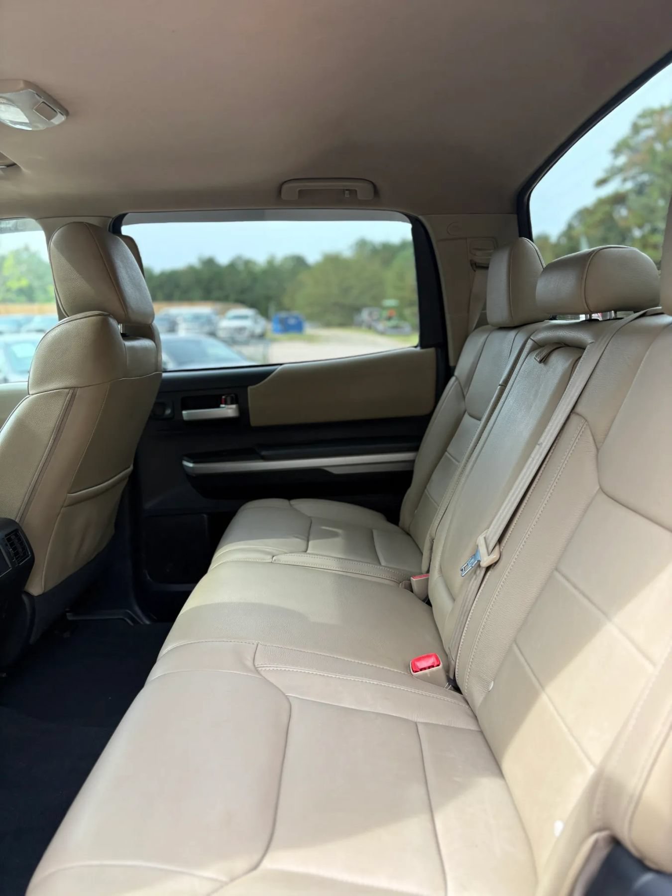 Used 2014 Toyota Tundra Limited w/ Limited Premium Package AWD/4WD image 27