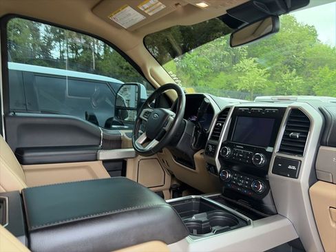 Used 2020 Ford F250 Lariat w/ Lariat Ultimate Package image 30