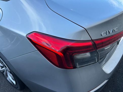 Certified 2024 Honda Civic LX image 18