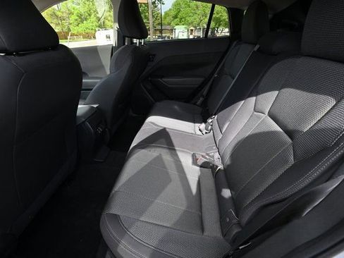 Used 2024 Subaru Crosstrek 2.0i Premium image 8