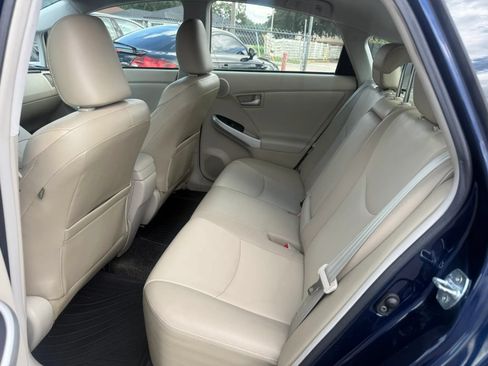 Used 2013 Toyota Prius Four FWD image 10