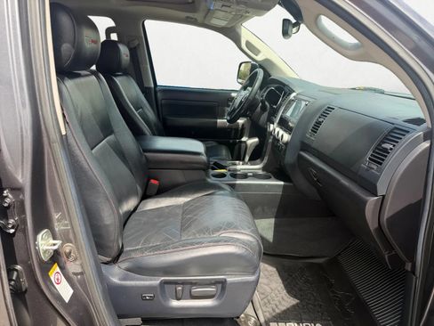 Used 2020 Toyota Sequoia TRD Pro w/ Carpet Mat Package (TMS) AWD/4WD image 21