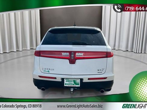 Used 2013 Lincoln MKT EcoBoost image 4