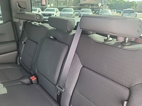 Used 2020 GMC Sierra 1500 Elevation w/ Elevation Value Package image 17