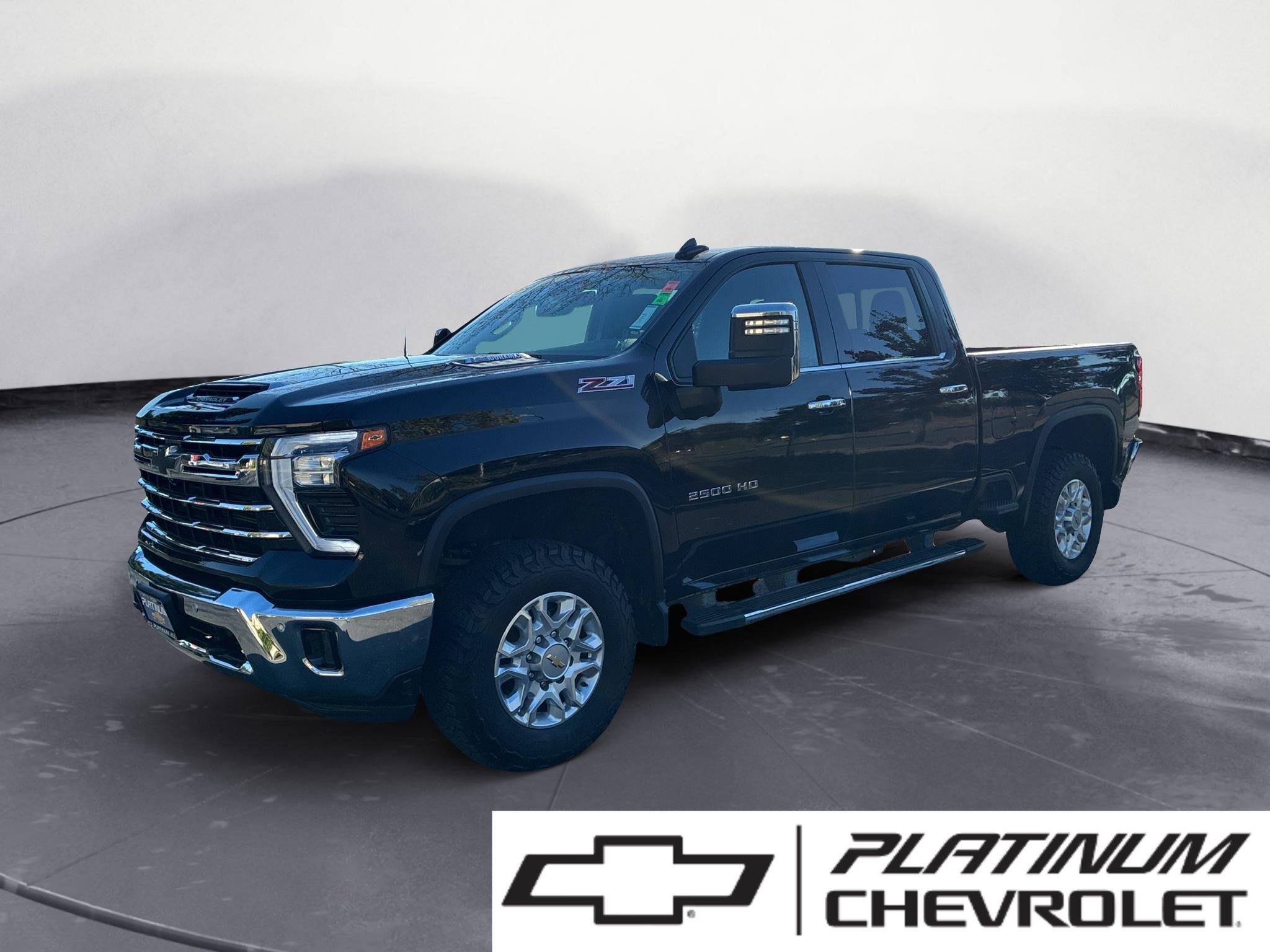 Used 2024 Chevrolet Silverado 2500 LTZ w/ LTZ Plus Package AWD/4WD image 1