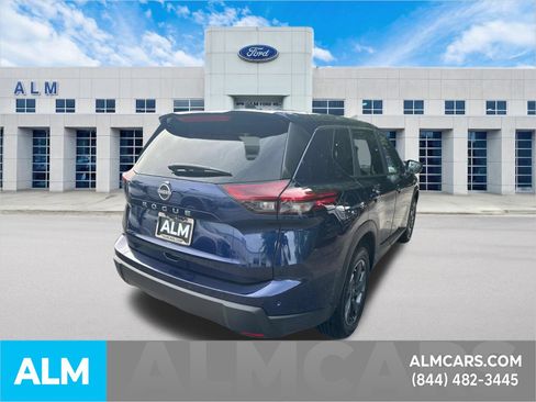 Used 2025 Nissan Rogue SV FWD image 5