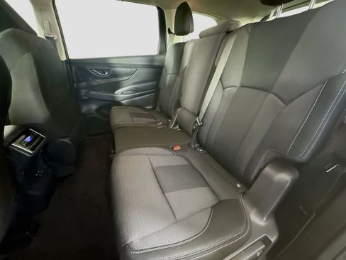 Used 2024 Subaru Ascent Premium w/ Convenience Package image 25