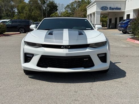 Used 2017 Chevrolet Camaro SS RWD image 2