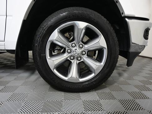 Used 2019 RAM 1500 Limited AWD/4WD image 12