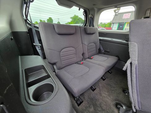 Used 2010 Nissan Pathfinder S AWD/4WD image 13