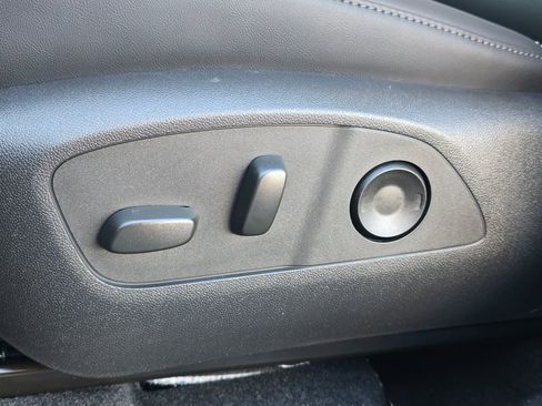 New 2025 GMC Acadia Elevation w/ Super Cruise Package image 13