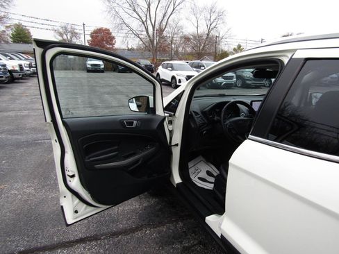 Used 2021 Ford EcoSport Titanium AWD/4WD image 17
