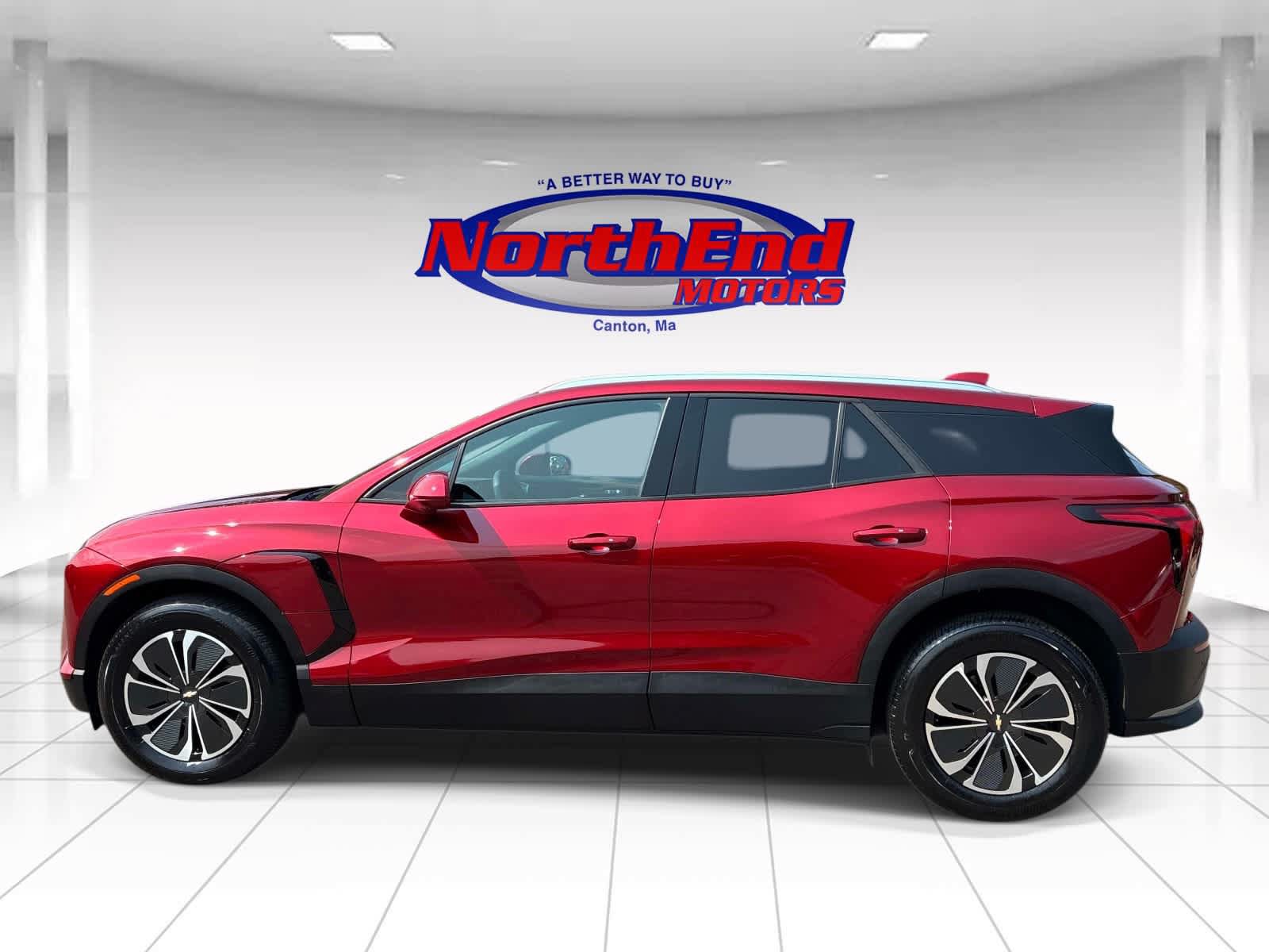 Used 2025 Chevrolet Blazer EV LT AWD/4WD image 4