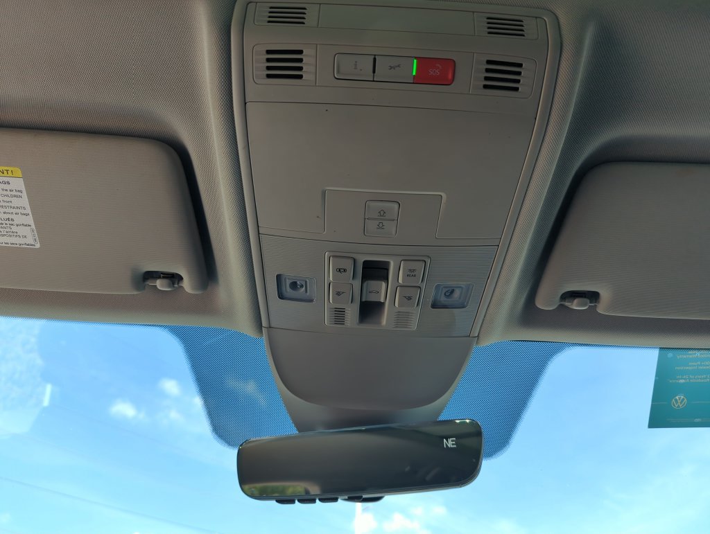 Certified 2023 Volkswagen Taos SE FWD image 27