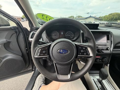 Used 2022 Subaru Forester AWD/4WD image 17