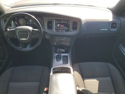 Used 2023 Dodge Charger SXT RWD image 25