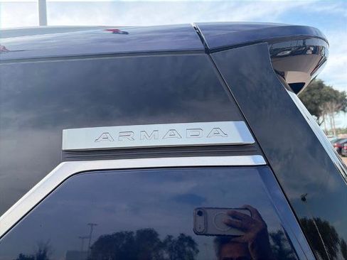 Certified 2025 Nissan Armada SL w/ Captain's Chari Seat Package AWD/4WD image 17