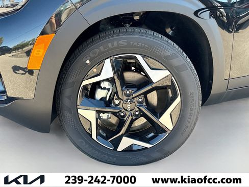 New 2026 Kia Seltos S image 37