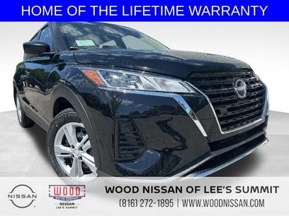 New 2025 Nissan Kicks Play S