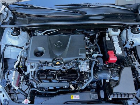 Used 2024 Toyota Camry SE image 27