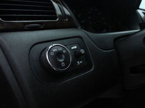 Used 2014 Chevrolet Impala Limited LS FWD image 17