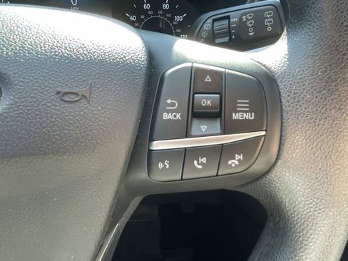 Used 2022 Ford Escape S image 25