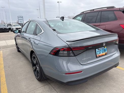 Used 2025 Honda Accord Sport image 6