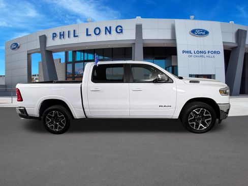 Used 2025 RAM 1500 Laramie AWD/4WD image 6