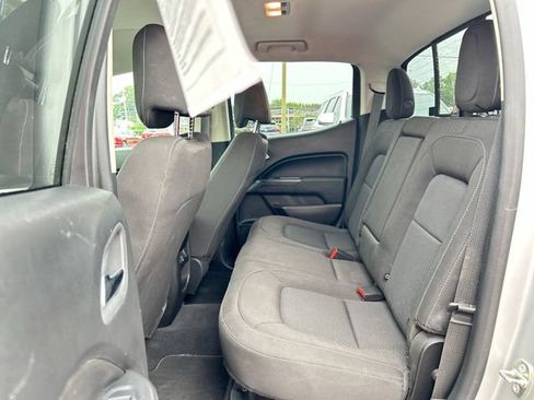 Used 2020 Chevrolet Colorado LT w/ Safety Package AWD/4WD image 13