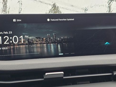 Used 2025 Genesis GV70 2.5T image 29