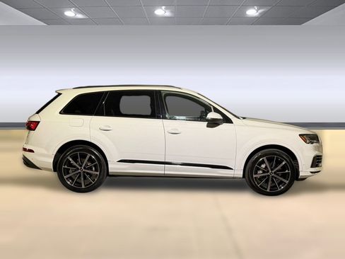 Used 2023 Audi Q7 3.0T Premium Plus w/ Premium Plus Package AWD/4WD image 8