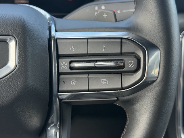 Used 2026 GMC Yukon XL Elevation RWD image 30