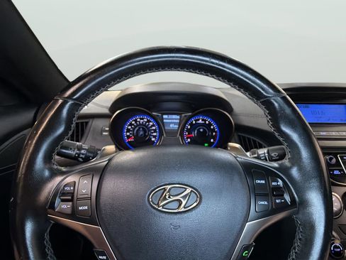 Used 2015 Hyundai Genesis 3.8 RWD image 29