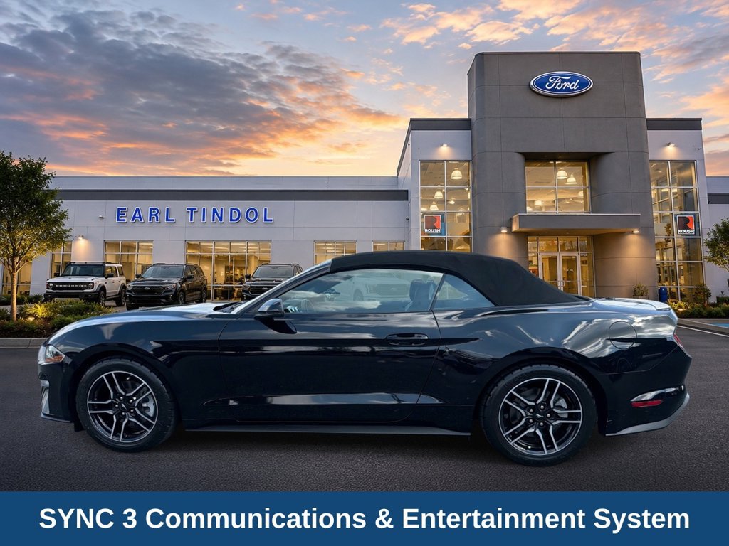 Used 2020 Ford Mustang Premium RWD image 5