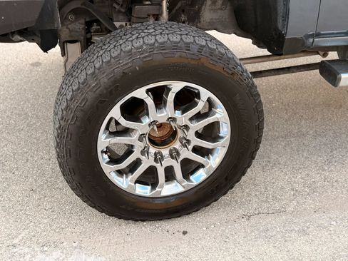 Used 2015 Chevrolet Silverado 2500 W/T RWD image 42