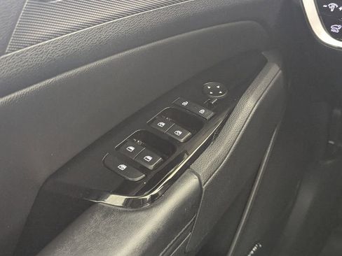 Used 2024 Kia Sportage SX image 15